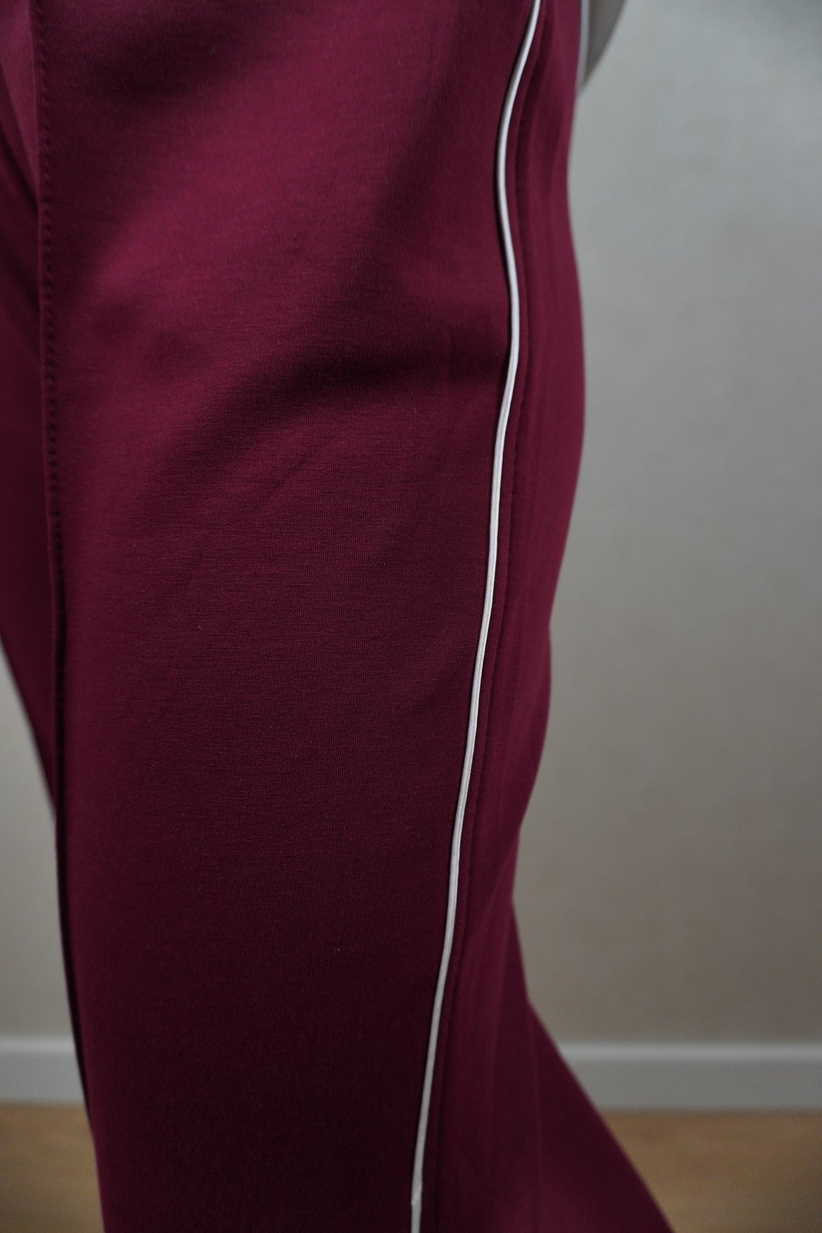 Pantalon Mikki bordeaux