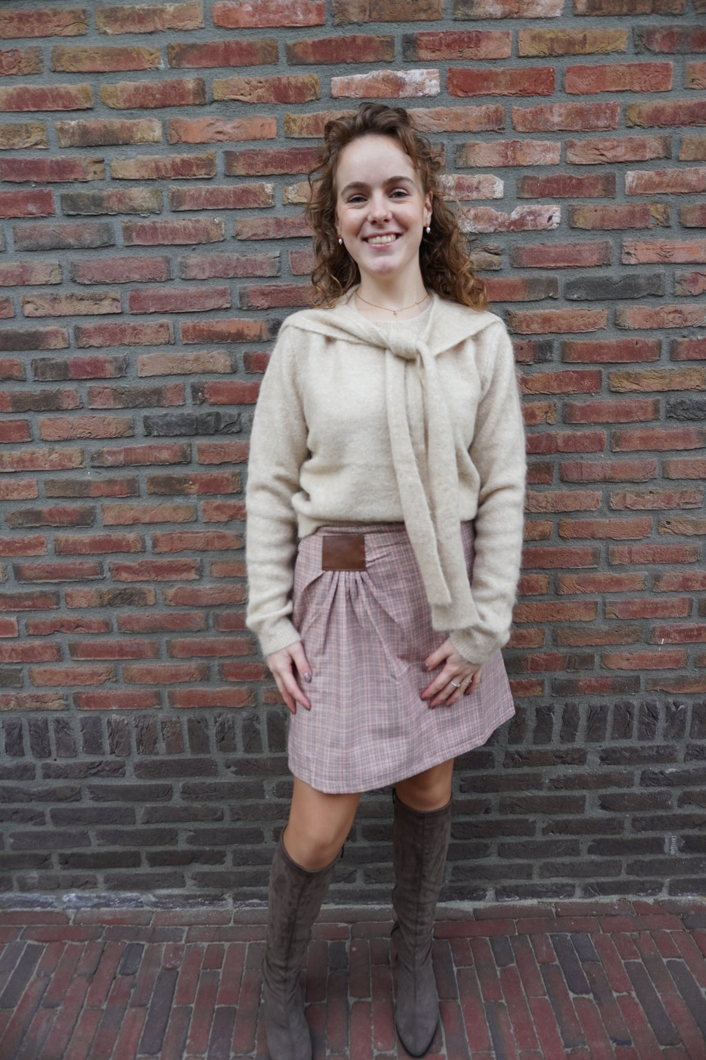 Rok Brechtje Rood